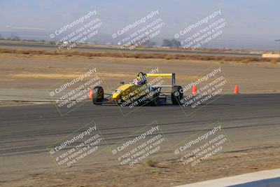 media/Oct-29-2022-CalClub SCCA (Sat) [[e05833b2e9]]/Around the Pits/